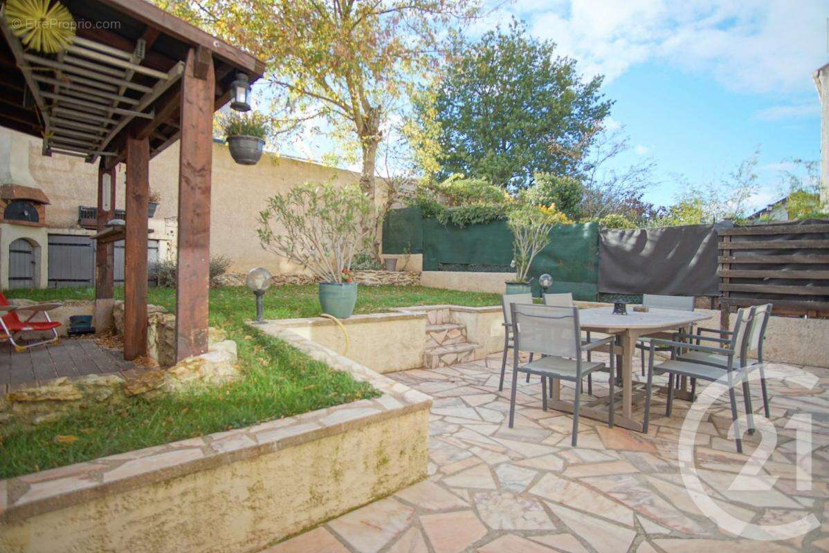 Maison à BONNEUIL-SUR-MARNE