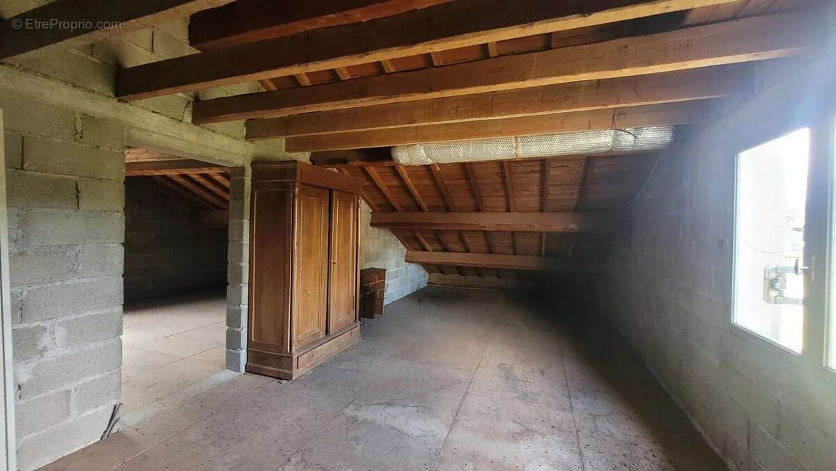 Maison à LE CHAMBON-SUR-LIGNON