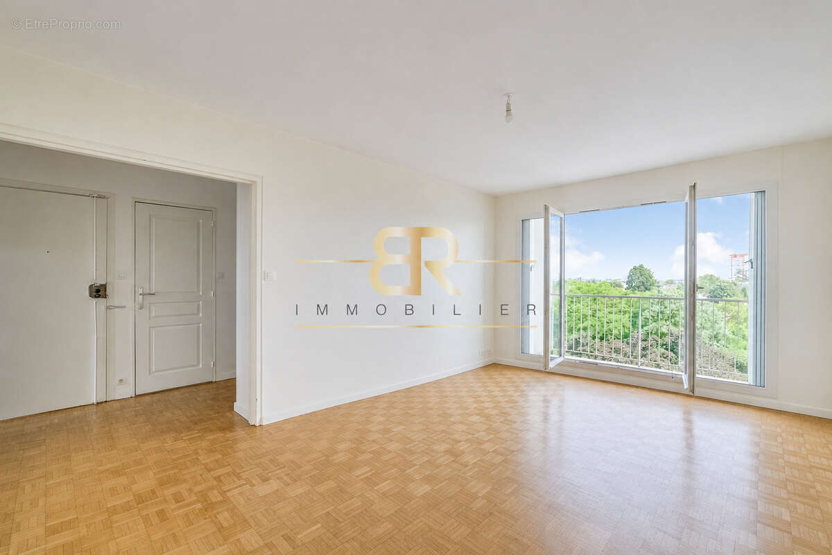 Appartement à SAINT-GRATIEN