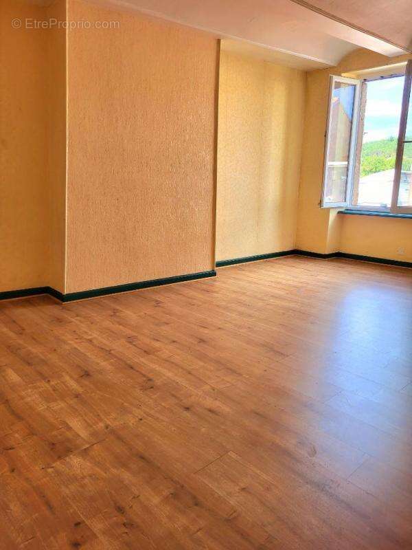 Maison à PAULHAGUET