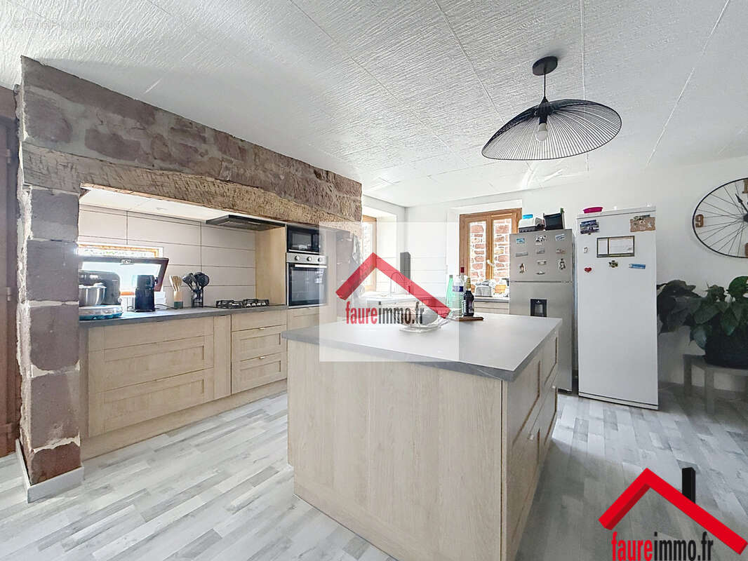 Maison à voutezac en correze - photo 2