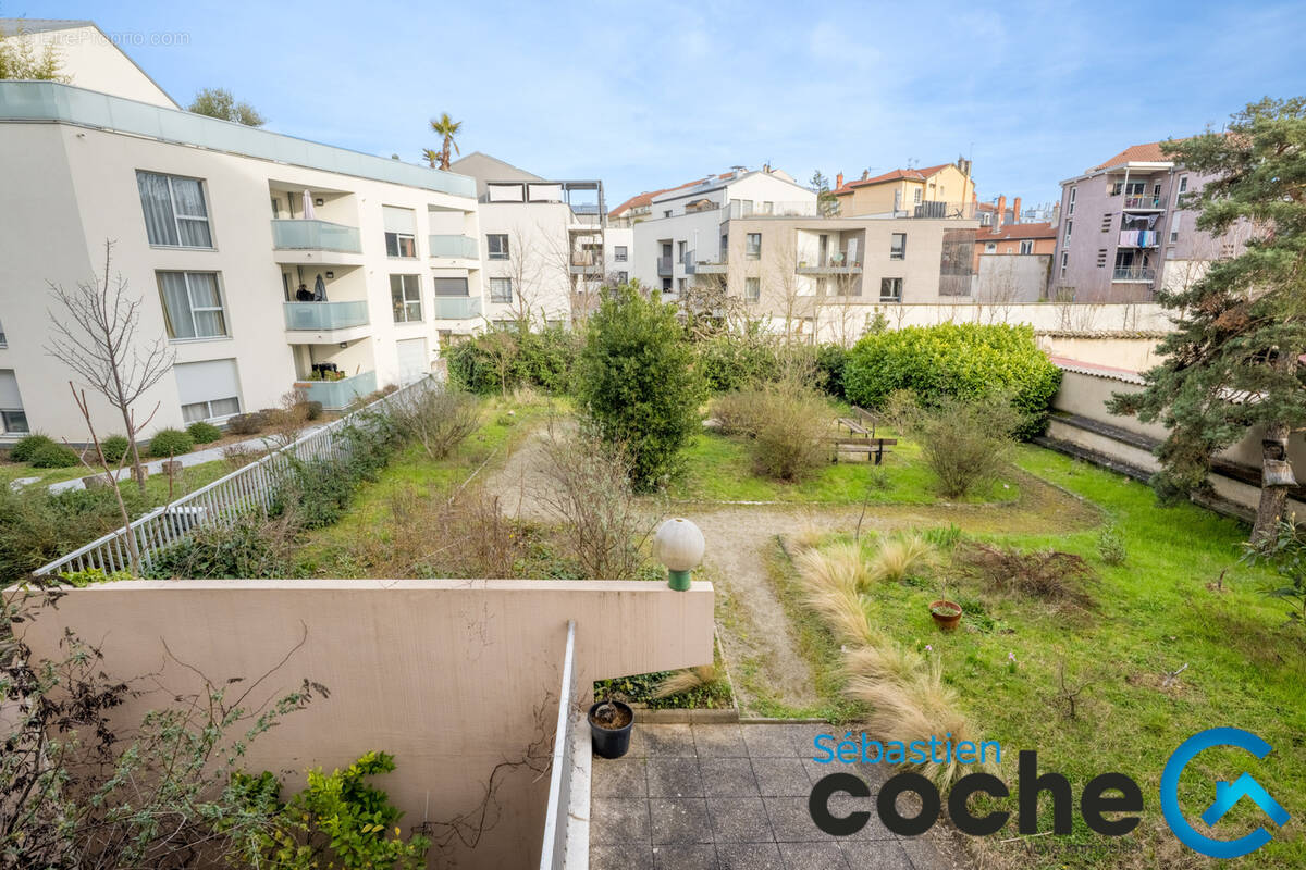 Appartement à VILLEURBANNE