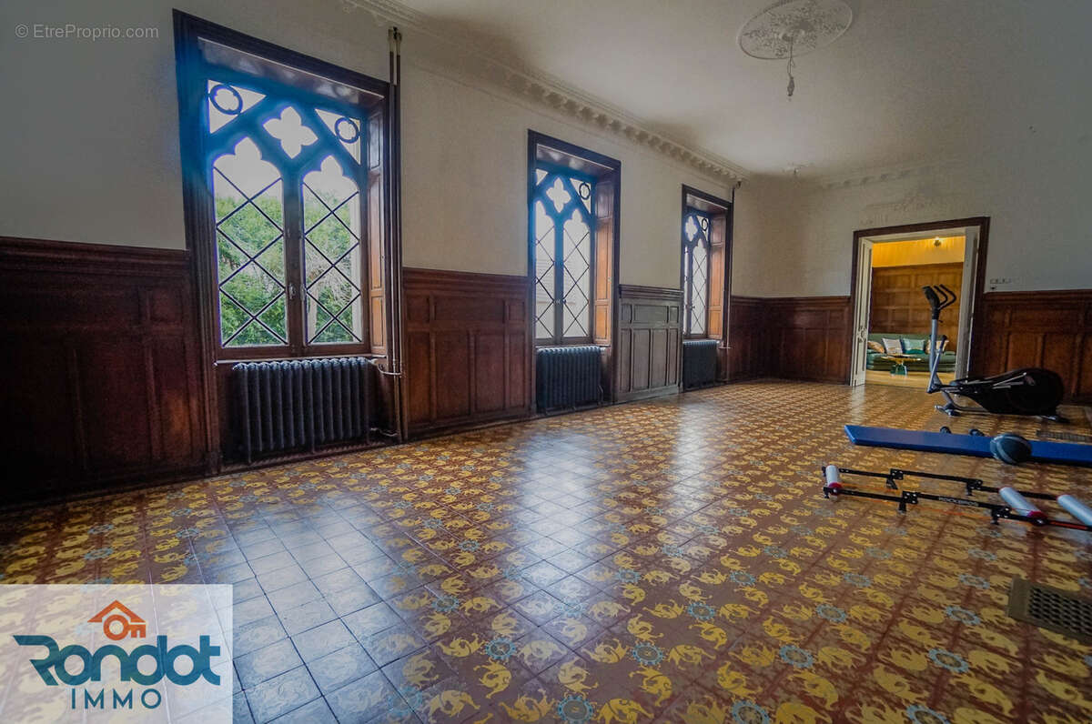 Maison à MONTCEAU-LES-MINES