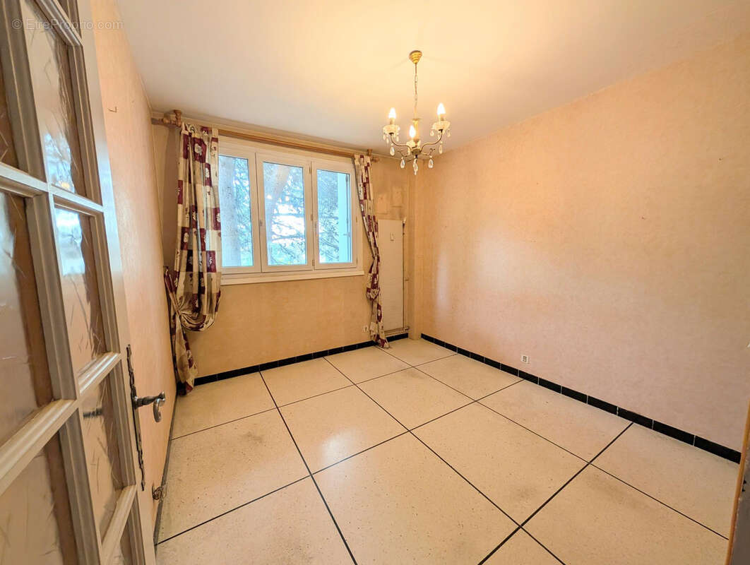 Appartement à CASTELNAU-LE-LEZ