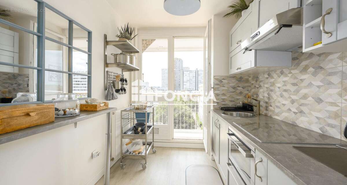 Place d’italie – 2 pieces en parfat etat avec terrasse (11 m2) – vue degagee - photo 11
