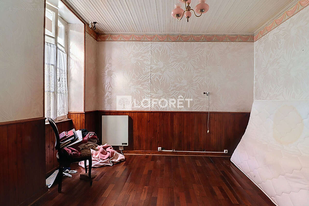 Maison à SAINT-CLEMENT-DES-BALEINES