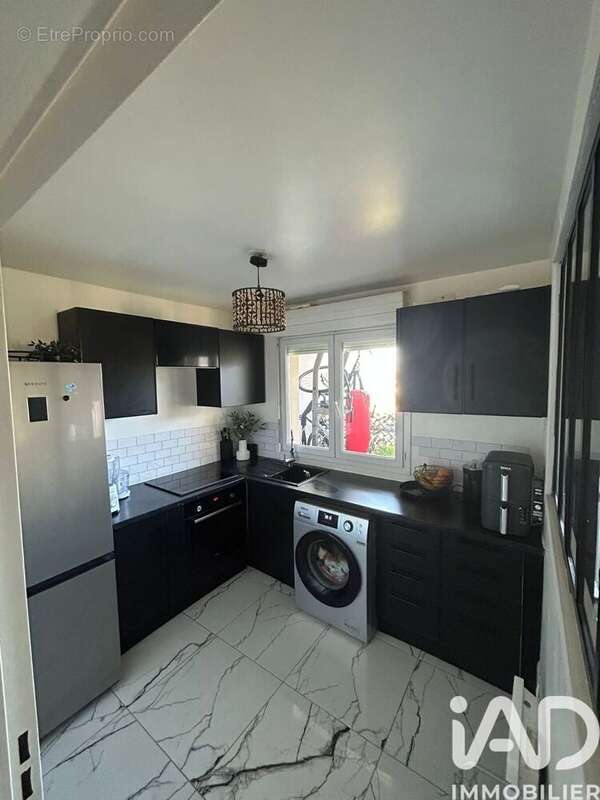 Photo 3 - Appartement à CORBEIL-ESSONNES