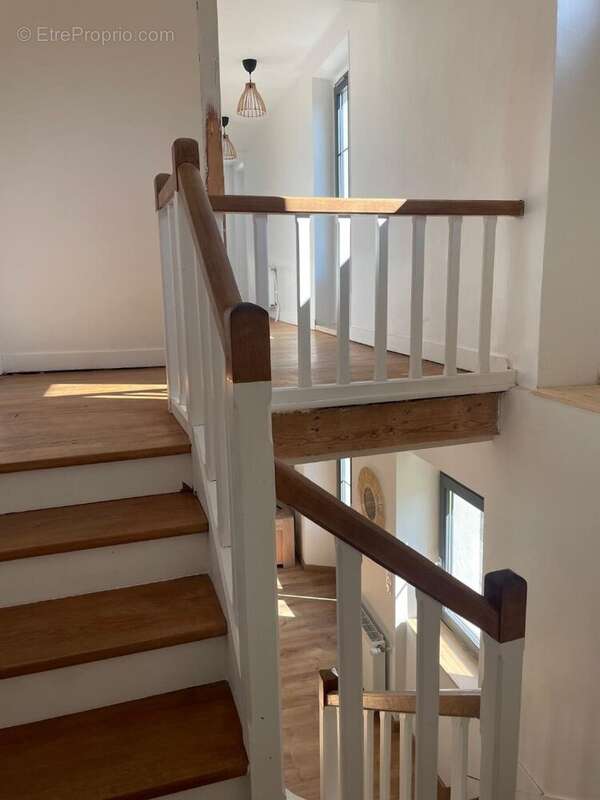 Maison à DAMPIERRE-EN-YVELINES