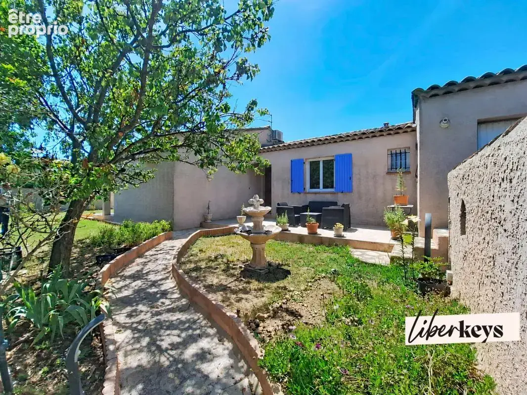 Trigance – Maison de plain-pied avec piscine – 4 chambres - photo 14
