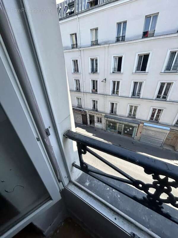 Appartement à PARIS-10E