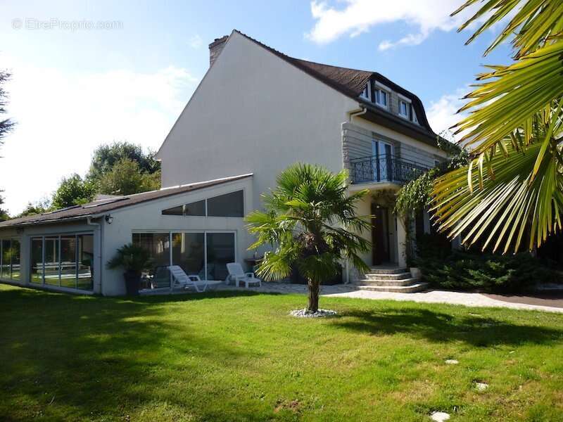 Maison à MAGNY-LES-HAMEAUX