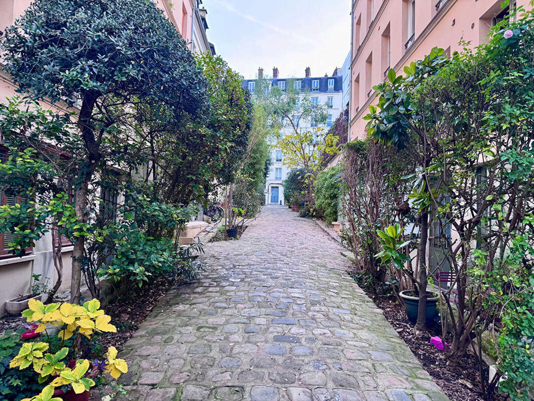 Appartement à PARIS-11E