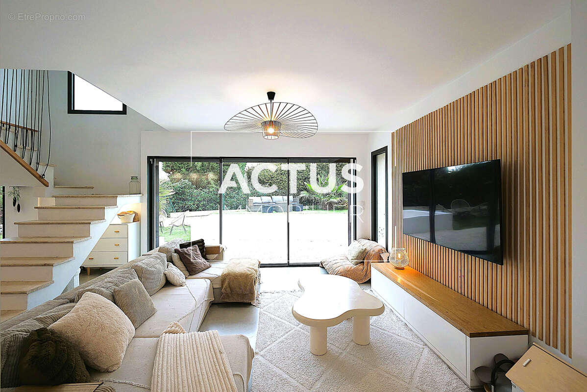 Maison à SALON-DE-PROVENCE