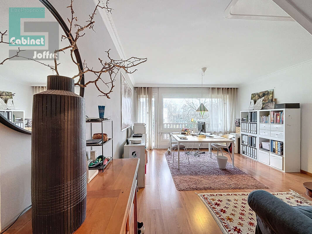 Appartement à FONTAINEBLEAU