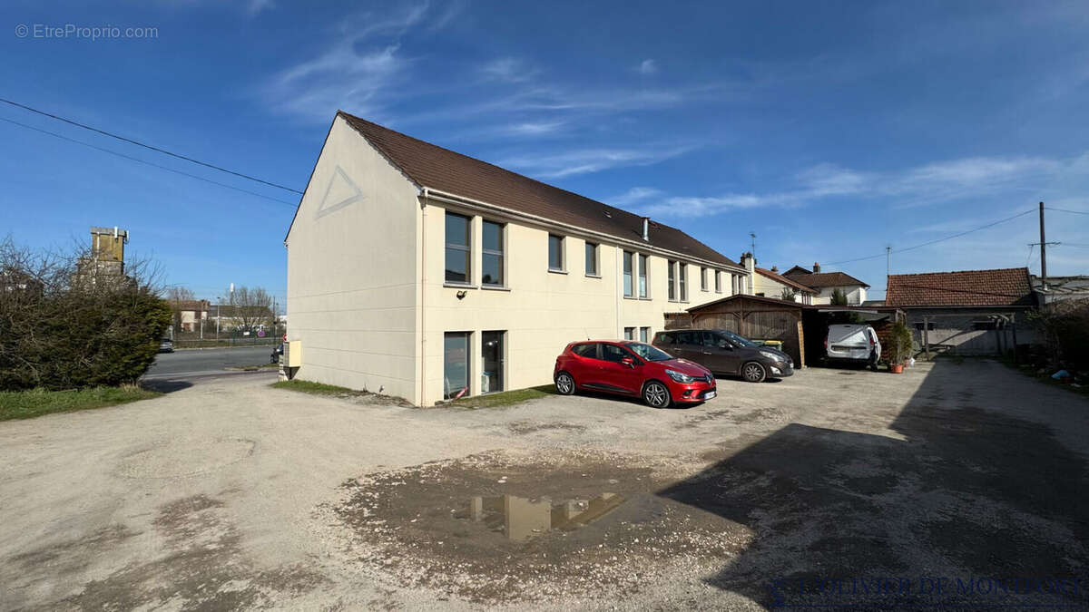 Immeuble Mere - photo 3