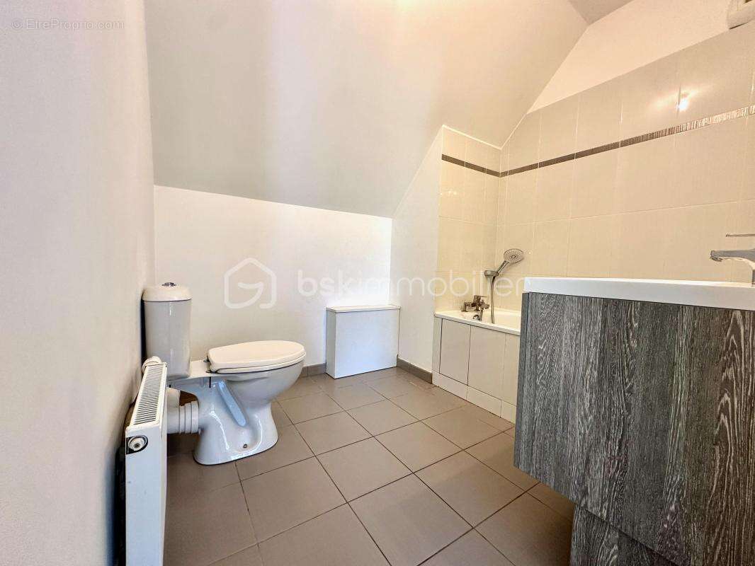 Duplex 3 pièces – 68 m² – Parking - Loggia - Pontoise Saint-Martin - photo 7