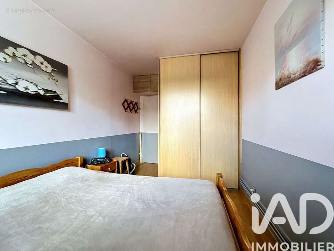 Photo 6 - Appartement à LE MESNIL-LE-ROI