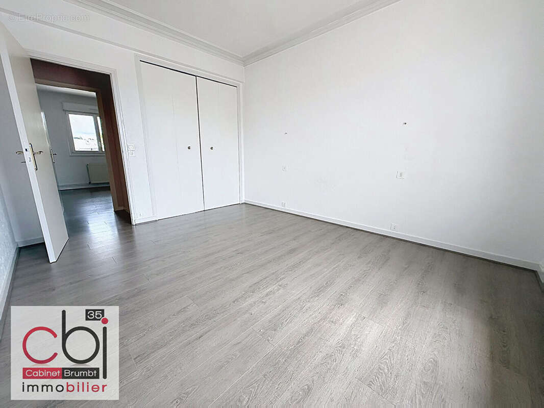 Appartement T5 - centre ville - photo 3