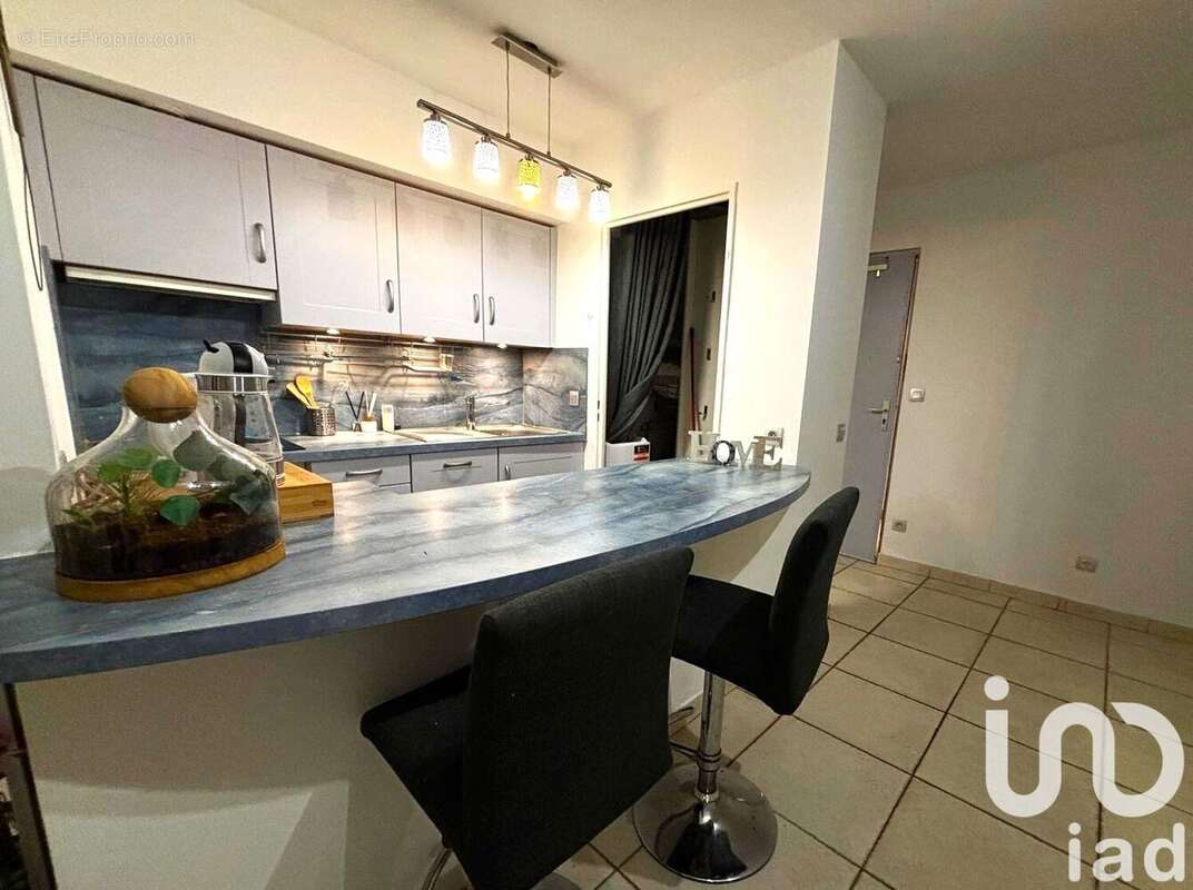 Photo 4 - Appartement à ROQUEBRUNE-SUR-ARGENS