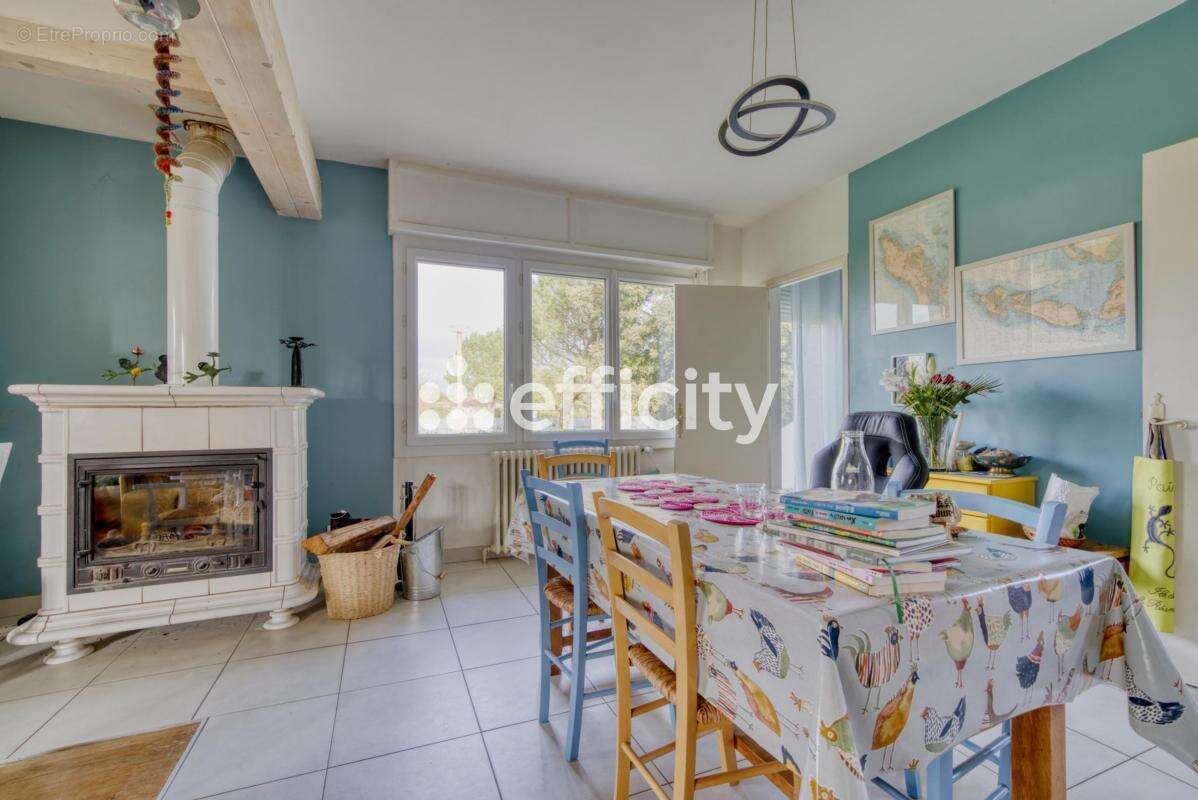 Maison à LE CHATEAU-D'OLERON