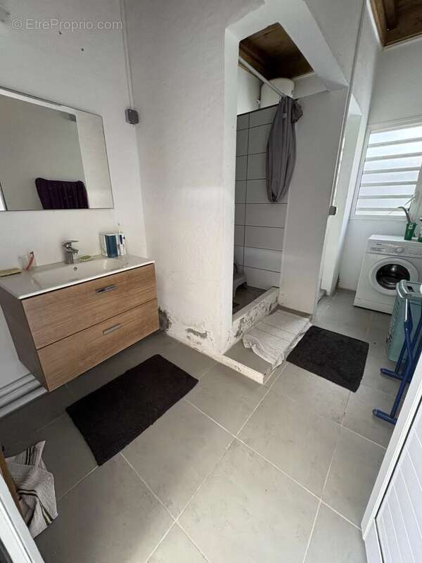 Appartement à POINTE-A-PITRE