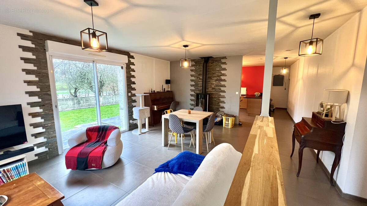 Maison à VERN-D'ANJOU