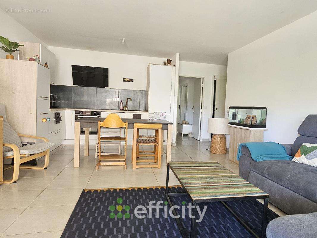 Appartement à MARSEILLE-9E