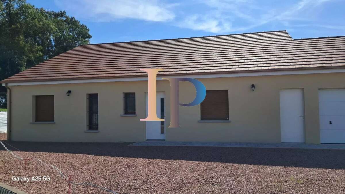 Maison à PARAY-LE-MONIAL