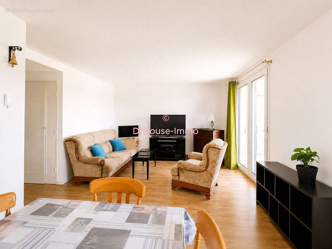 Appartement 48 m² à Frejus  - photo 3
