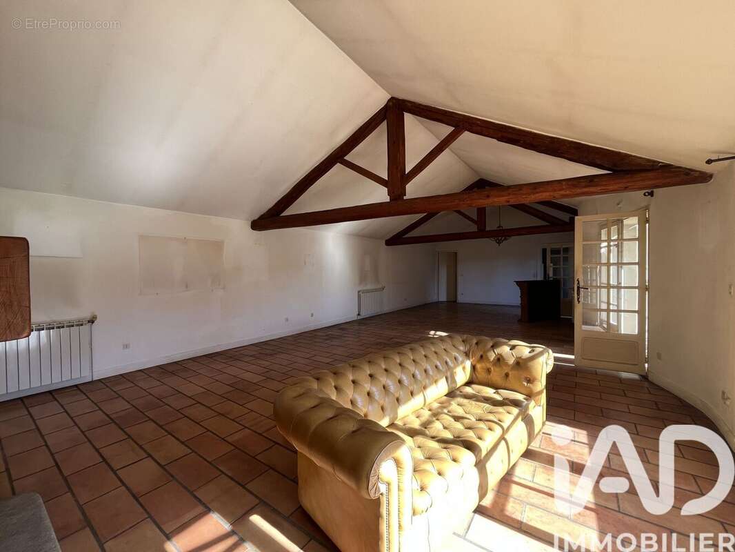 Photo 3 - Maison à ROGNES