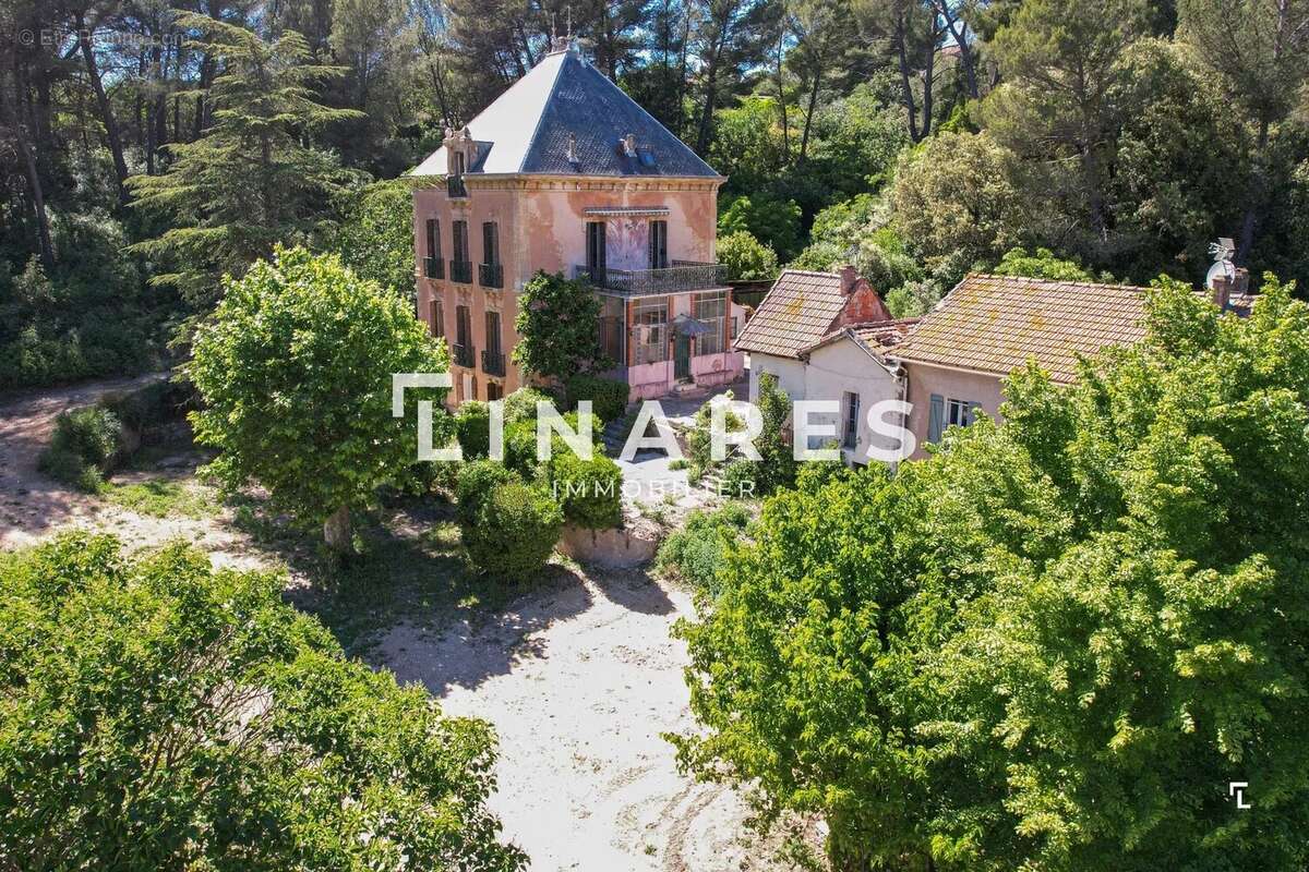 Maison à MARSEILLE-11E