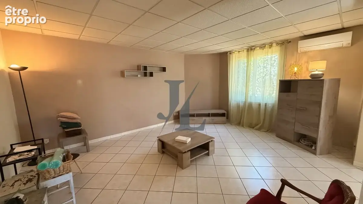 Maison de type 5 sur 530m2 de terrain - photo 3