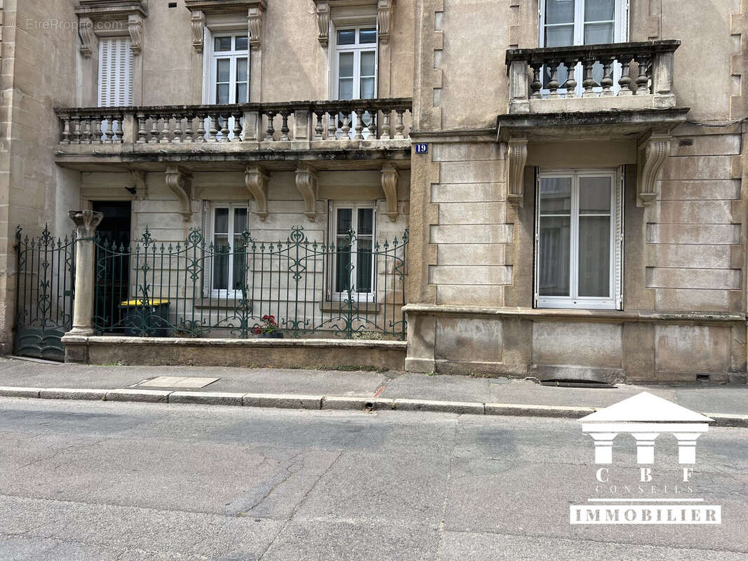 Appartement 130 m² à Autun  - photo 2