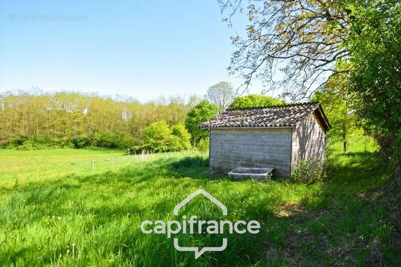 Maison à vendre 13 pièces proche de LONS LE SAUNIER (39) - photo 46