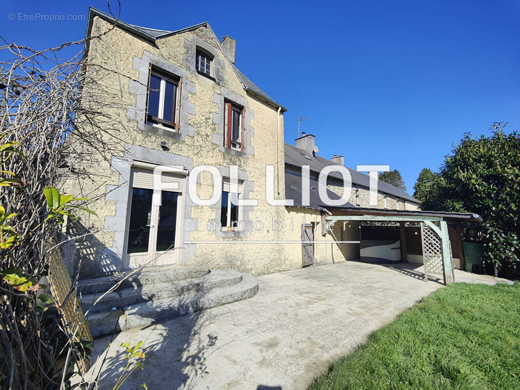 Maison à LE MESNIL-AMEY