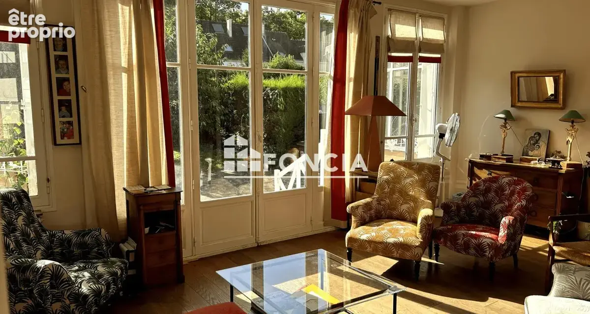 Maison à VERSAILLES