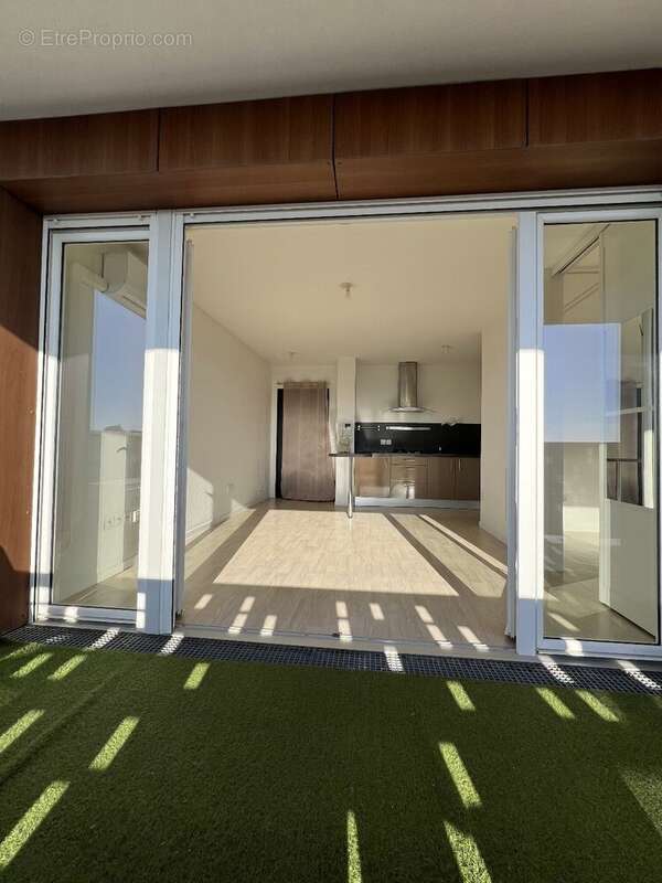 Appartement à LE TAILLAN-MEDOC