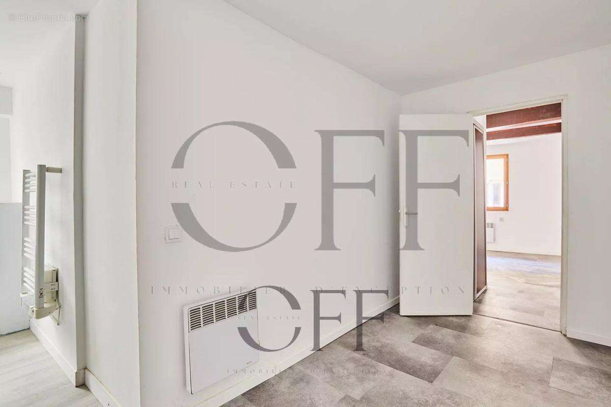 Appartement à MARSEILLE-2E