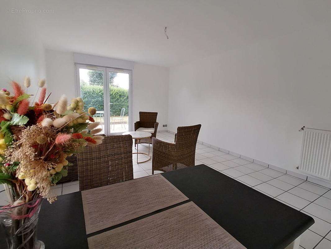 Appartement Ploermel 4 pièce(s) 71 m2 - photo 2