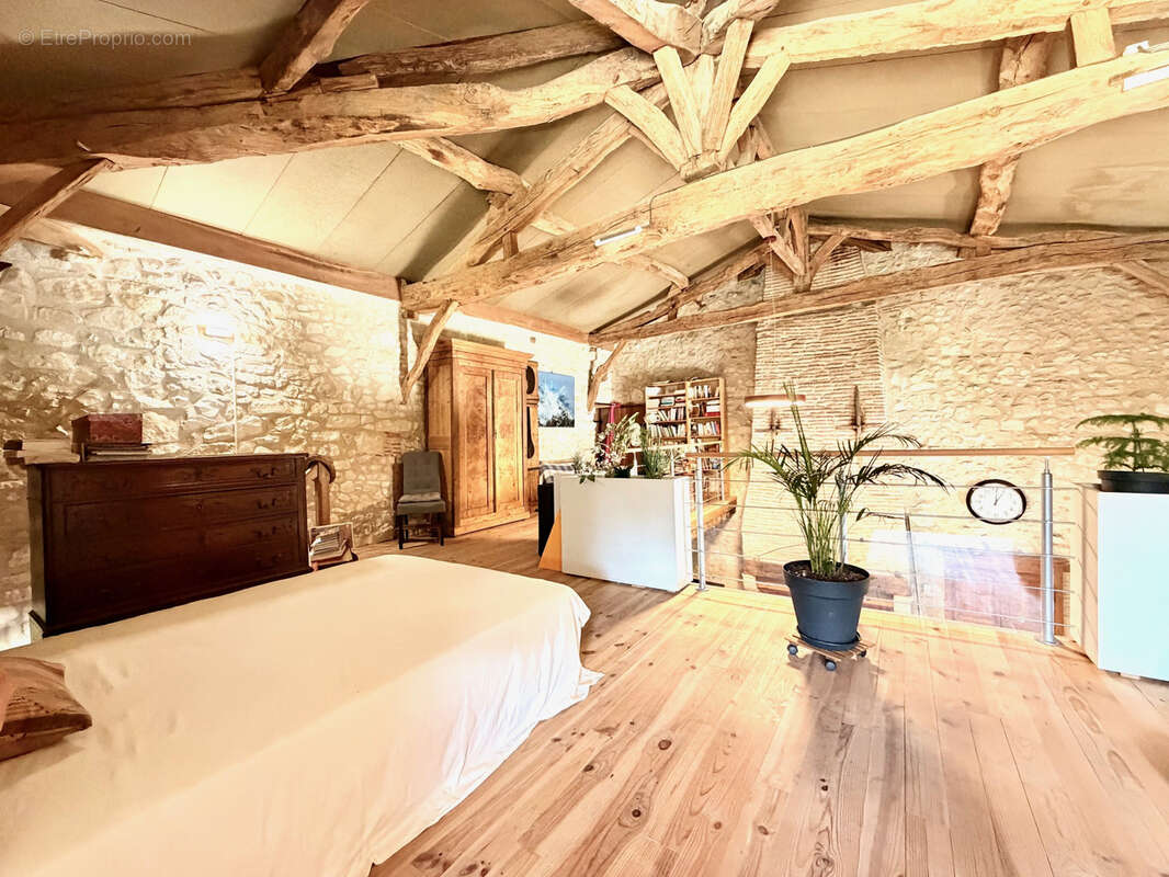 Maison à CASTELJALOUX