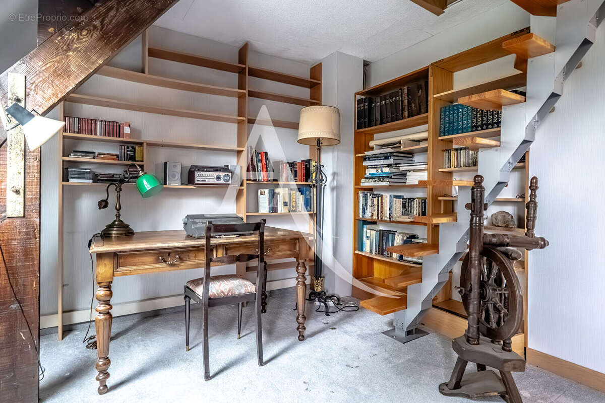 Maison à LIMEIL-BREVANNES