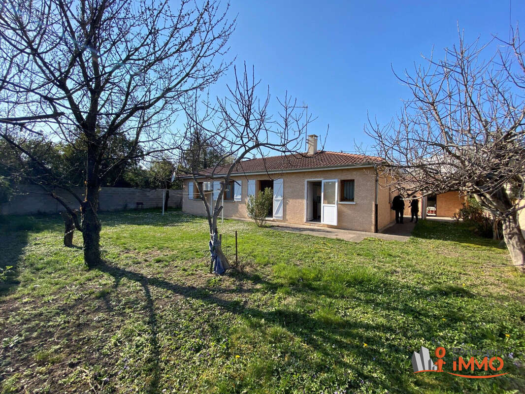 Maison à VAULX-EN-VELIN