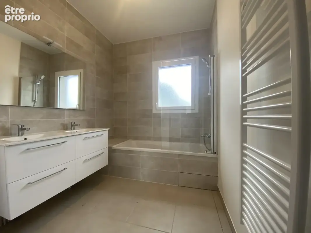 Thonon ouest, dernier etage, vue lac t4 124m2 - photo 6