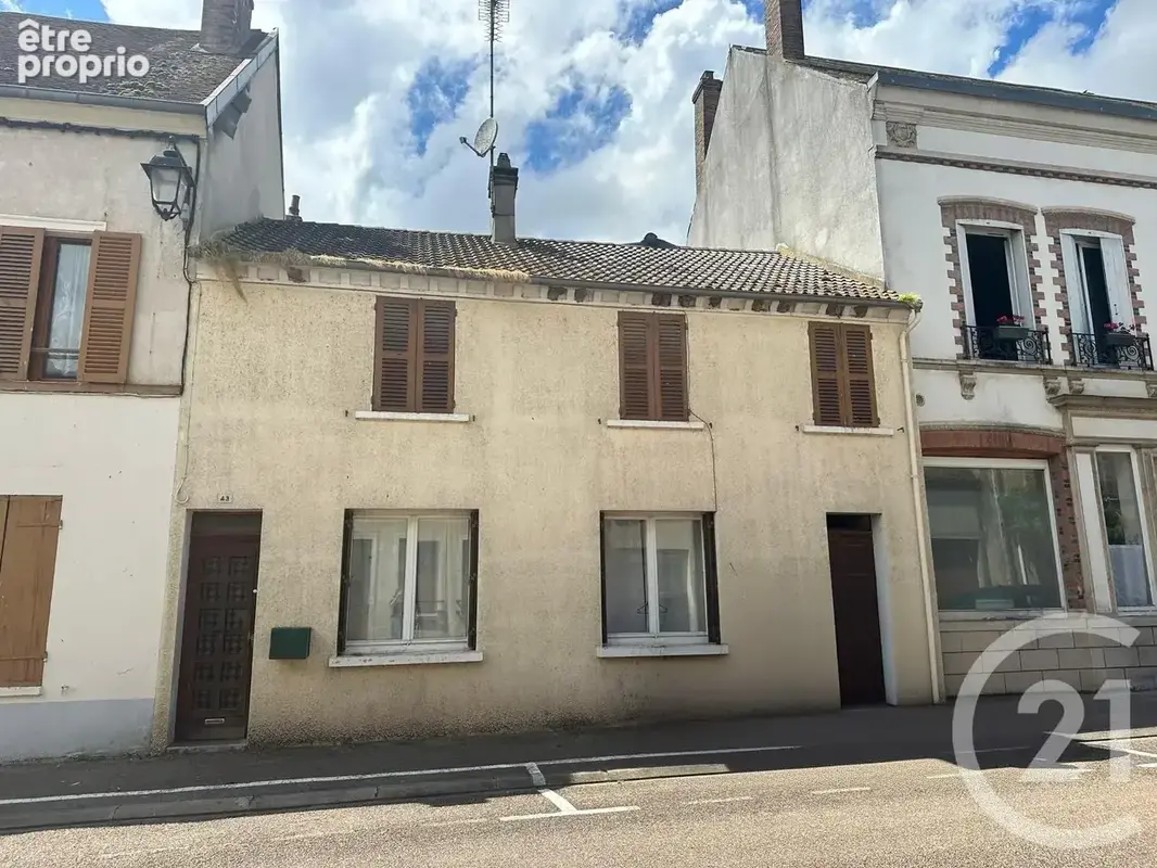 Photo Maison à Villeneuve-L'archeveque au prix de 59 000€