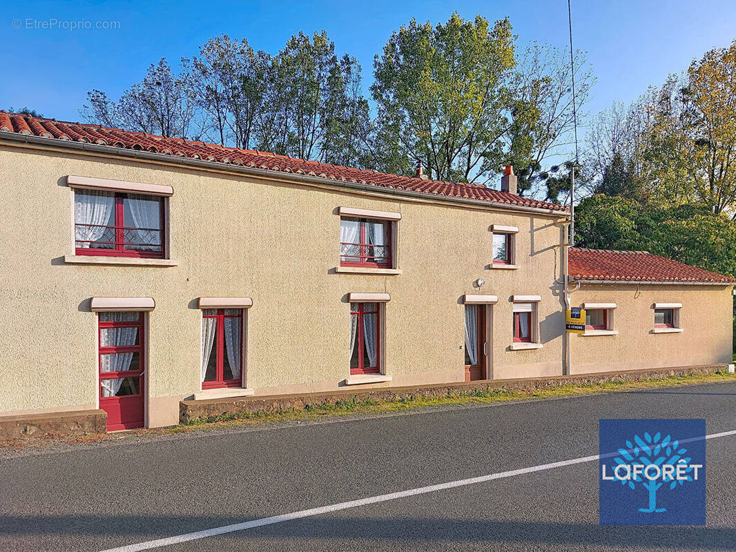 Maison à CHANTONNAY