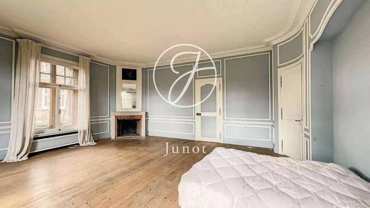 Tourcoing - MA CAMPAGNE - Hôtel Particulier à vendre - 12 pièces - 500m² - jardin - garage et combles aménageables - photo 6
