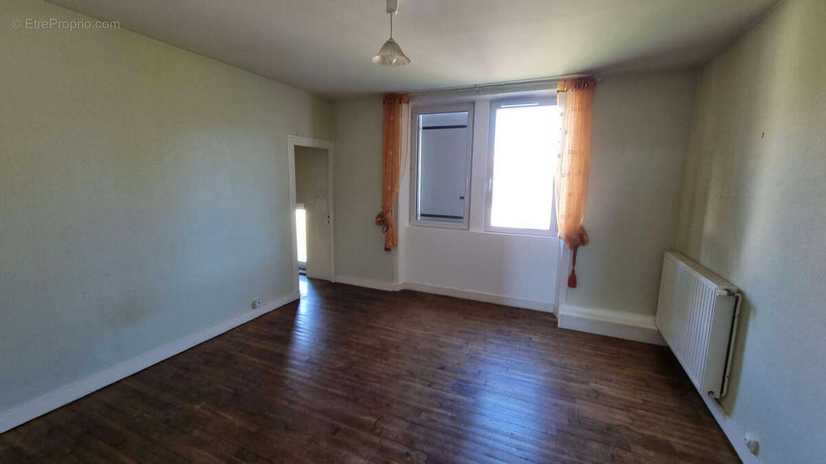 20251030_101725 - Maison à NONTRON