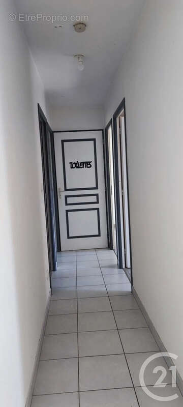 Maison 104 m² à Courtisols  - photo 10