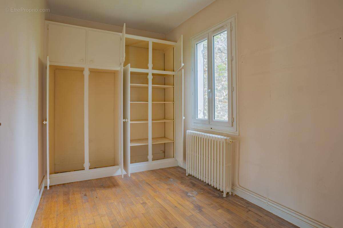 Deux maisons - 164 m² - Ormoy (91) - photo 4