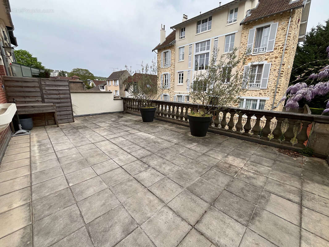 Appartement Chaville 4 pièce(s) 80 m2 terrasses jardin - photo 13